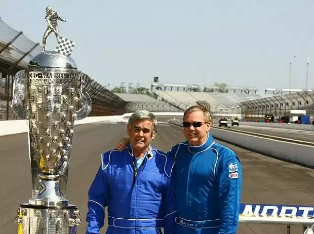 Al Unser Al Unser Jr. Titel-Bild zur News: Al Unser Al Unser Jr.