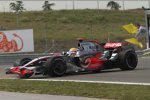 Lewis Hamilton (McLaren-Mercedes) mit einem Dreher