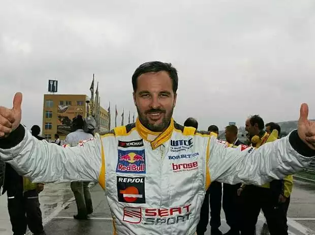 Yvan Muller Titel-Bild zur News: Yvan Muller