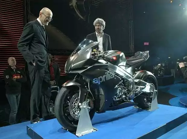Titel-Bild zur News: Aprilia-Superbike