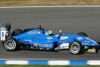 Bild zum Inhalt: Formel-3-Cup: Pole Position in blau