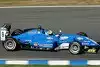 Bild zum Inhalt: Formel-3-Cup: Pole Position in blau