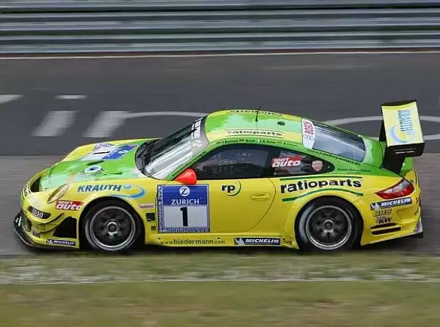 Manthey Porsche auf der Nordschleife Titel-Bild zur News: Manthey Porsche auf der Nordschleife