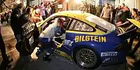 Manthey Porsche in der Box