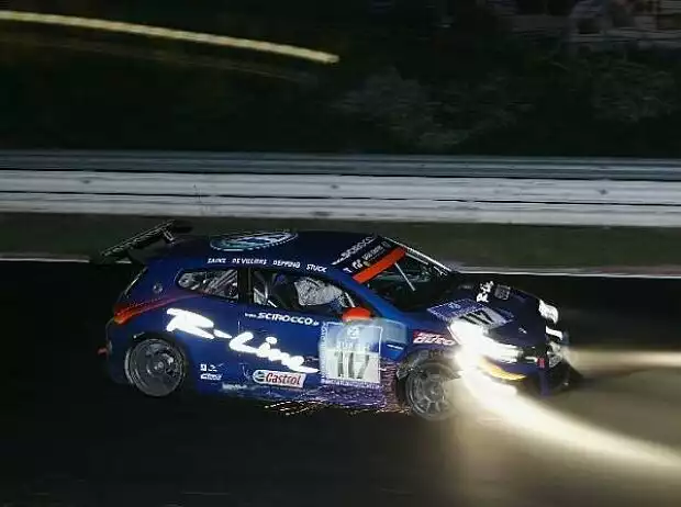 Carlos Sainz im Scirocco Titel-Bild zur News: Carlos Sainz im Scirocco