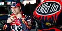 Bild zum Inhalt: Jeff Gordon, Kyle Busch und der Mittelfinger