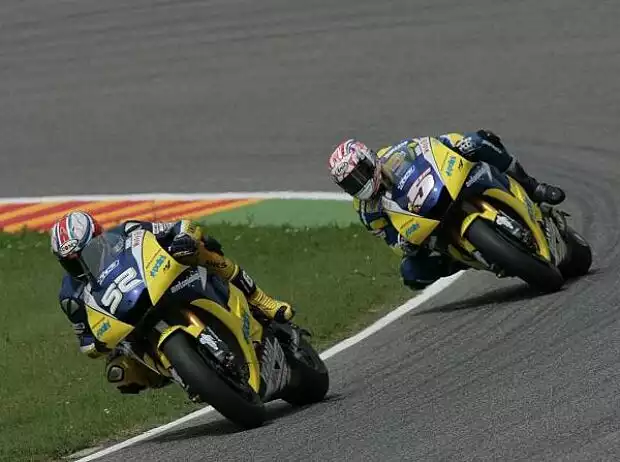 James Toseland vor Colin Edwards Titel-Bild zur News: James Toseland vor Colin Edwards
