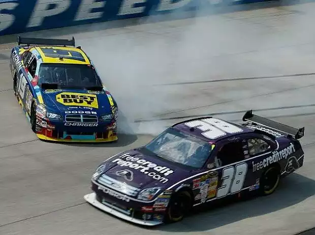 Titel-Bild zur News: Elliott Sadler David Gilliland