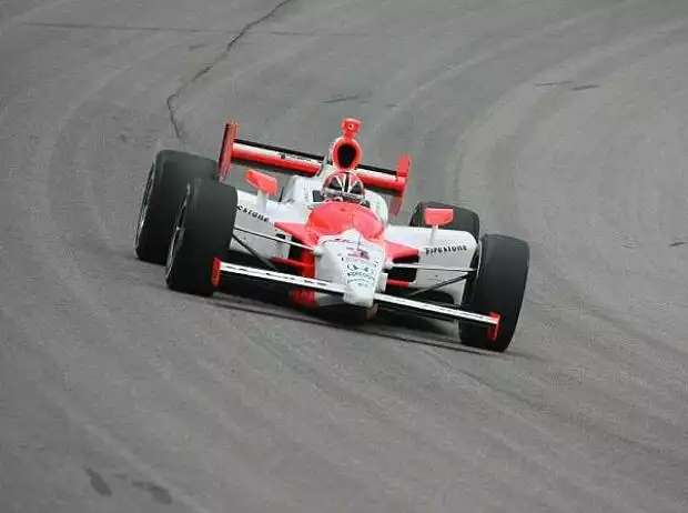 Helio Castroneves Titel-Bild zur News: Helio Castroneves
