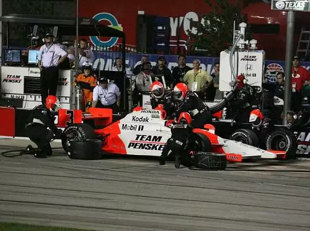 Helio Castroneves Titel-Bild zur News: Helio Castroneves