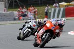 Casey Stoner (Ducati) vor Andrea Dovizioso (JiR-Scot)