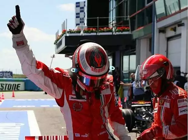 Kimi Räikkönen und Felipe Massa Titel-Bild zur News: Kimi Räikkönen und Felipe Massa