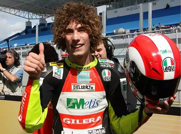 Marco Simoncelli Titel-Bild zur News: Marco Simoncelli