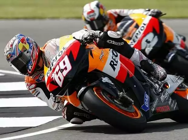 Nicky Hayden vor Daniel Pedrosa Titel-Bild zur News: Nicky Hayden vor Daniel Pedrosa