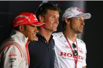 Lewis Hamilton (McLaren-Mercedes), David Coulthard (Red Bull) und Jenson Button (Honda F1 Team) 