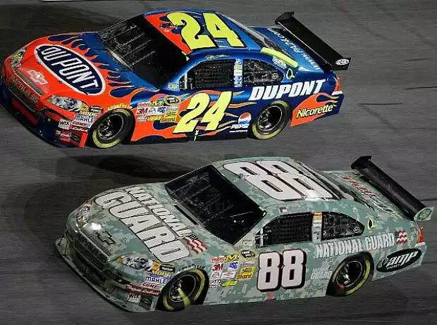 Jeff Gordon Dale Earnhardt Jr. Titel-Bild zur News: Jeff Gordon Dale Earnhardt Jr.
