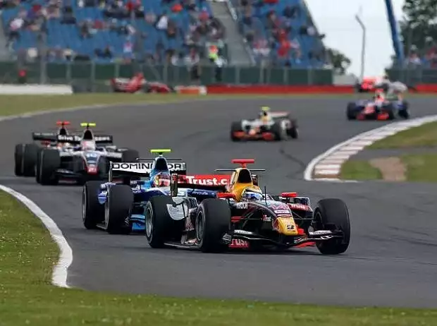 GP2 Silverstone Titel-Bild zur News: GP2 Silverstone