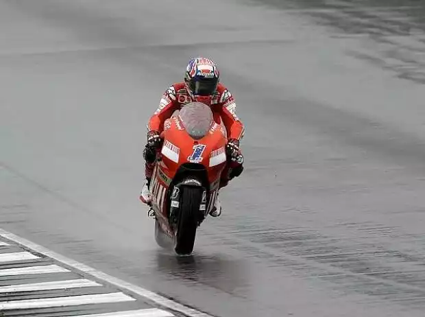Casey Stoner Titel-Bild zur News: Casey Stoner