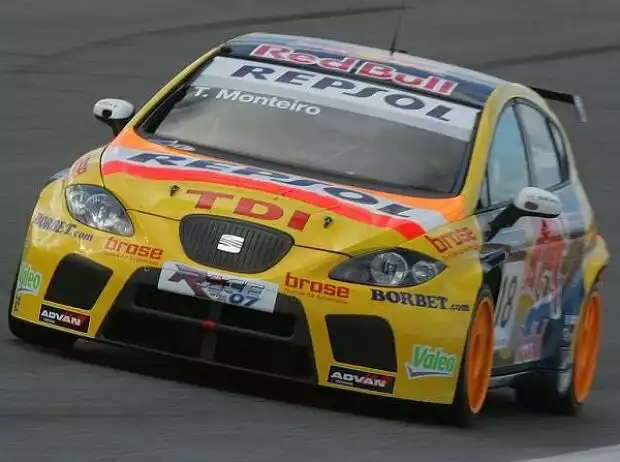 Titel-Bild zur News: Tiago Monteiro
