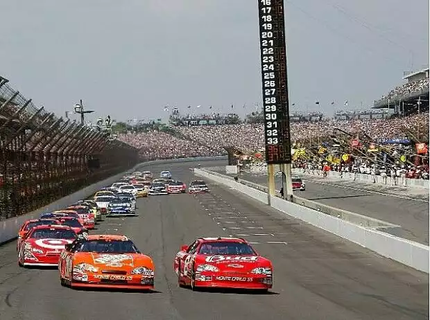 Indianapolis NASCAR Titel-Bild zur News: Indianapolis NASCAR