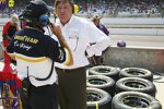 Robin Pemberton (NASCAR) mit Goodyear-Leuten