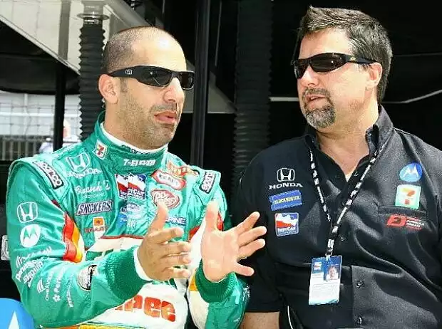 Titel-Bild zur News: Tony Kanaan Michael Andretti