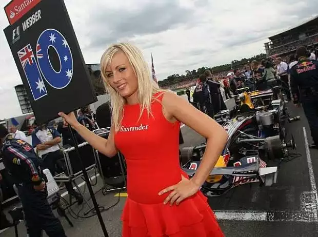 Grid Girl Titel-Bild zur News: Grid Girl