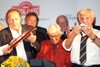 Präsident Mass - Ehrung für "Zwicklstone"