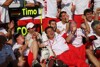 Bild zum Inhalt: Jubel-Stimmung bei Toyota über bestes Team-Ergebnis