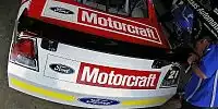 Bild zum Inhalt: Sprint-Cup-Training sieht Marcos Ambrose voran