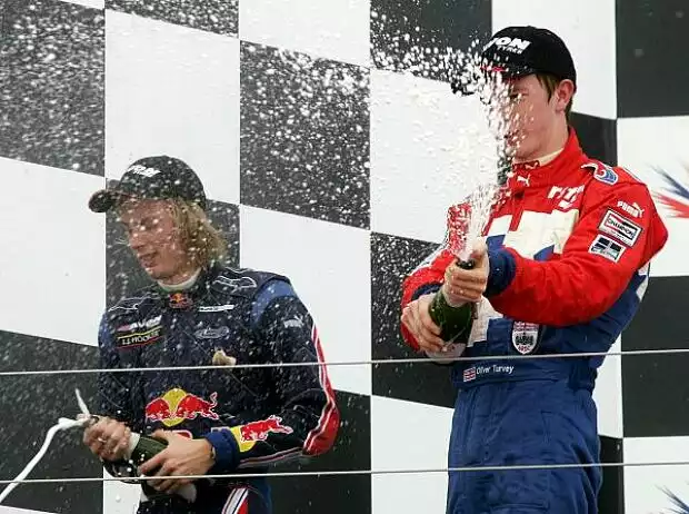 Titel-Bild zur News: Brendon Hartley und Oliver Turvey
