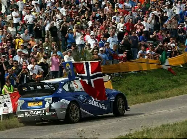 Petter Solberg vor toller Fankulisse Titel-Bild zur News: Petter Solberg vor toller Fankulisse
