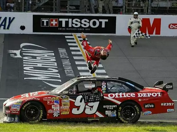 Carl Edwards Titel-Bild zur News: Carl Edwards