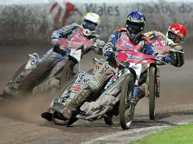 Lindgren vor Harris und Nicholls Titel-Bild zur News: Lindgren vor Harris und Nicholls