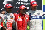 Das Siegerpodest in Valencia: Lewis Hamilton (McLaren-Mercedes), Felipe Massa (Ferrari) und Robert Kubica (BMW Sauber F1 Team) 