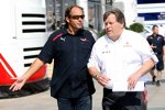 Gerhard Berger (Teamanteilseigner) (Toro Rosso) und Norbert Haug (Mercedes-Motorsportchef) (McLaren-Mercedes) 