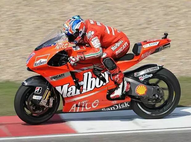 Casey Stoner Titel-Bild zur News: Casey Stoner