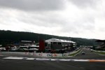 Graue Wolken über der Strecke in Spa-Francorchamps