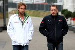 Jenson Button (Honda F1 Team) und Sébastien Bourdais (Toro Rosso) an einem kalten Morgen in Spa-Francorchamps