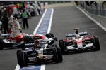 Sebastian Vettel (Toro Rosso) und Jarno Trulli (Toyota) 