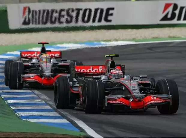 Heikki Kovalainen vor Lewis Hamilton Titel-Bild zur News: Heikki Kovalainen vor Lewis Hamilton