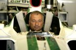 Riccardo Patrese vor seinem Test des Honda RA107