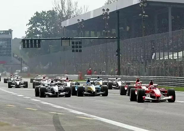 Titel-Bild zur News: Start in Monza