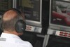 Bild zum Inhalt: Dennis übt indirekt Kritik an der FIA