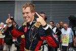 Sebastian Vettel (Toro Rosso) feiert seine erste Pole Position