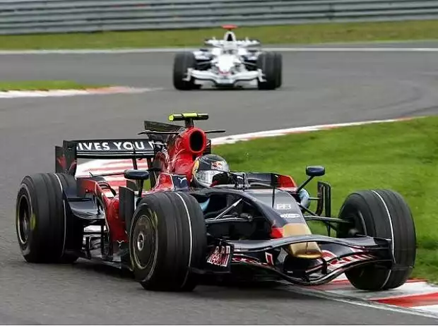 Sebastian Vettel vor Nick Heidfeld Titel-Bild zur News: Sebastian Vettel vor Nick Heidfeld