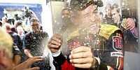 Bild zum Inhalt: Schumacher: "Vettel ist ein kommender Weltmeister"
