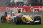 Fernando Alonso (Renault) kurz auf Abwegen, er zeigte dennoch ein starkes Rennen
