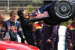Sebastian Vettel blieb im Red Bull-Renault RB4 auf der Strecke stehen