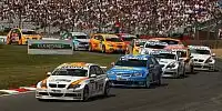 Felix Porteiro führt das WTCC-Feld an